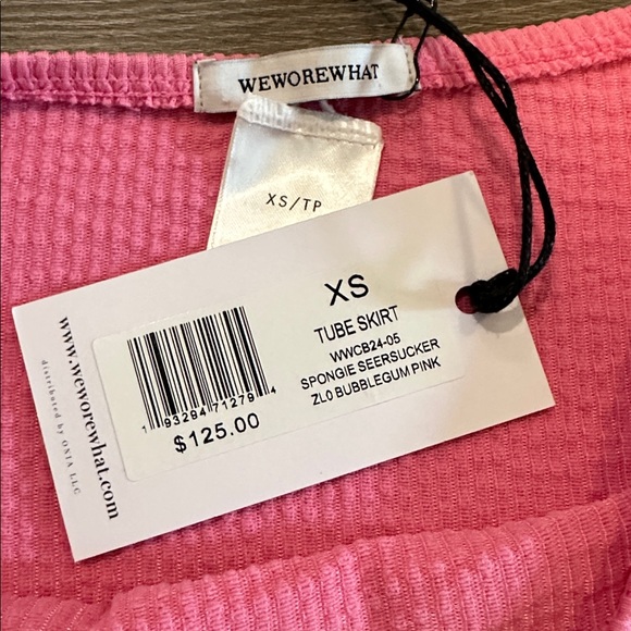 WeWoreWhat Seersucker Tube Skirt Bubblegum Pink - Picture 8 of 10